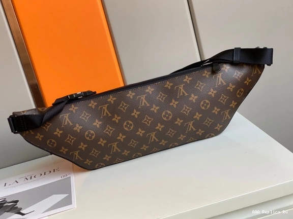 AAA Pruses Bags LOUIS BUMBAG VUITTON CHRISTOPHER 0815